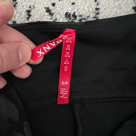 SPANX faux leather camo leggings size small - Picture 7 of 7